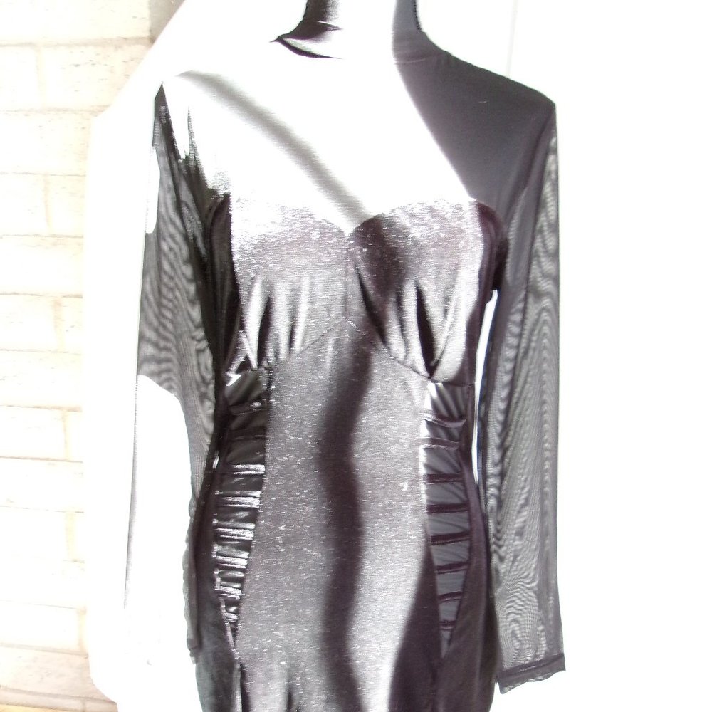 M Black lace dress size medium